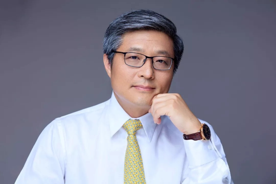 陈方若教授出任安泰经济与管理学院新一任院长